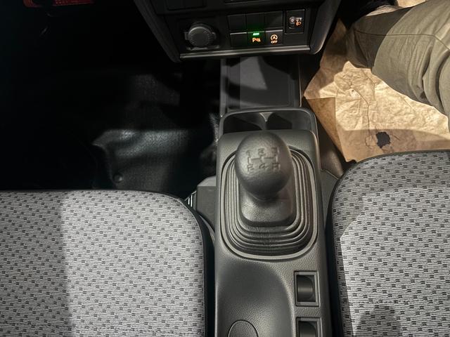 キャリイトラック ＫＣ　セーフティサポート・ＬＥＤヘッドライト・キーレス・アイドリングストップ・ソナー（14枚目）