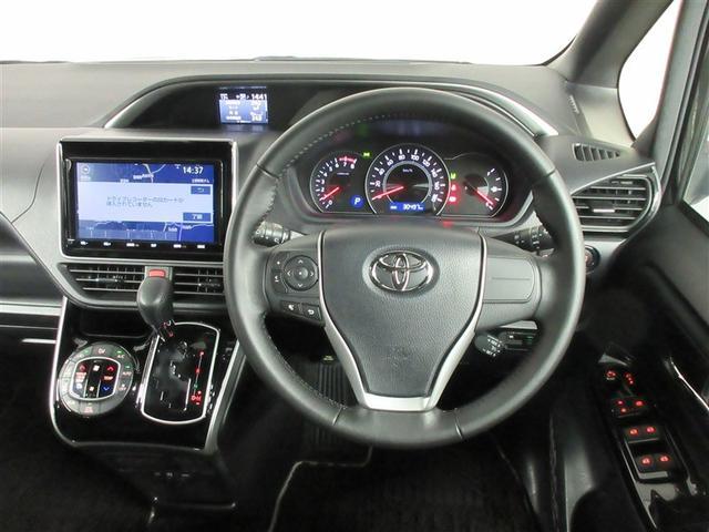 ヴォクシー ＺＳ　煌　フルセグ　メモリーナビ　ＤＶＤ再生　後席モニター　バックカメラ　衝突被害軽減システム　ＥＴＣ　ドラレコ　両側電動スライド　ＬＥＤヘッドランプ　ウオークスルー　乗車定員７人　３列シート（7枚目）