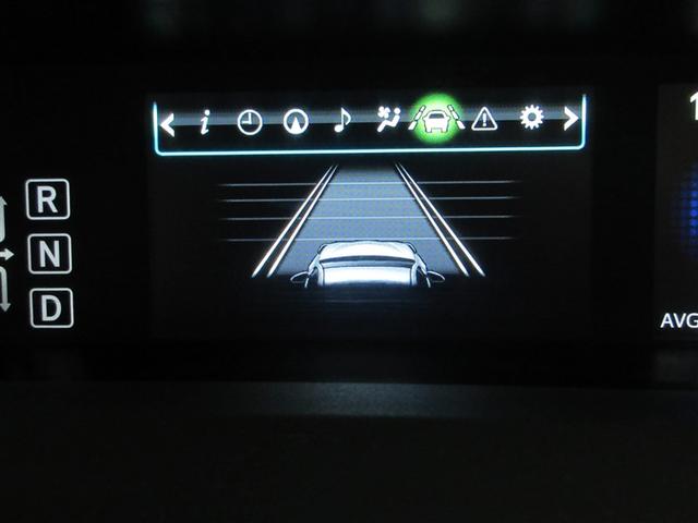 プリウス Ａツーリングセレクション　フルセグ　メモリーナビ　ＤＶＤ再生　バックカメラ　衝突被害軽減システム　ＥＴＣ　ドラレコ　ＬＥＤヘッドランプ　記録簿（11枚目）