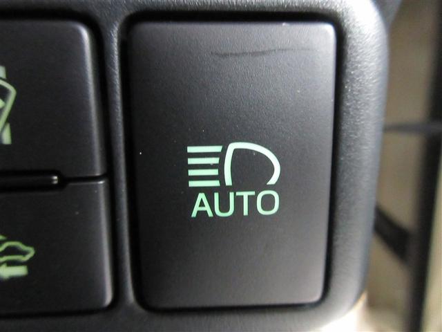 アクア クロスオーバー　フルセグ　メモリーナビ　ＤＶＤ再生　バックカメラ　衝突被害軽減システム　ＥＴＣ　ＬＥＤヘッドランプ　記録簿（23枚目）