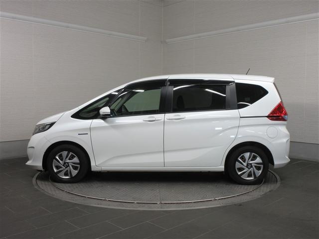 フリードハイブリッド ハイブリッド・Ｇホンダセンシング　フルセグ　メモリーナビ　ＤＶＤ再生　バックカメラ　衝突被害軽減システム　ＥＴＣ　ドラレコ　両側電動スライド　ＬＥＤヘッドランプ　ウオークスルー　乗車定員６人　３列シート（4枚目）