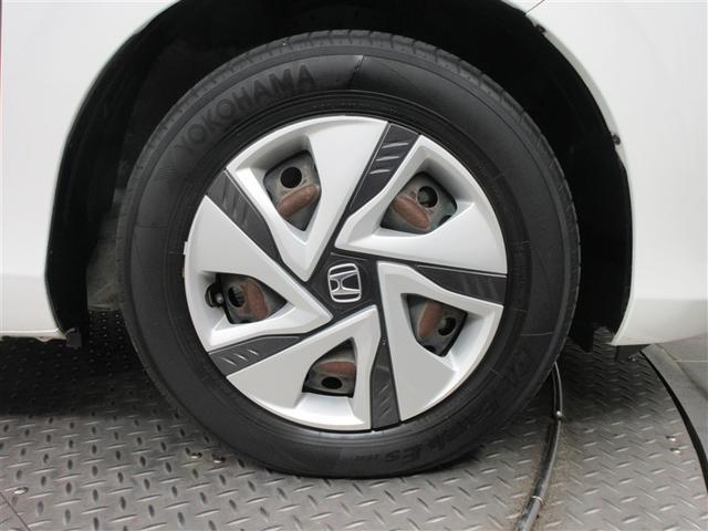 フリードハイブリッド ハイブリッド・Ｇホンダセンシング　フルセグ　メモリーナビ　ＤＶＤ再生　バックカメラ　衝突被害軽減システム　ＥＴＣ　ドラレコ　両側電動スライド　ＬＥＤヘッドランプ　ウオークスルー　乗車定員６人　３列シート（7枚目）