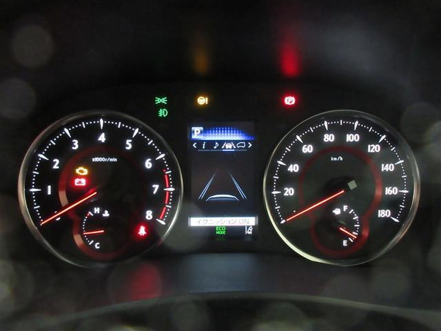 アルファード ２．５Ｓ　タイプゴールド　サンルーフ　フルセグ　バックカメラ　衝突被害軽減システム　ＥＴＣ　ドラレコ　両側電動スライド　ＬＥＤヘッドランプ　乗車定員７人　３列シート（8枚目）