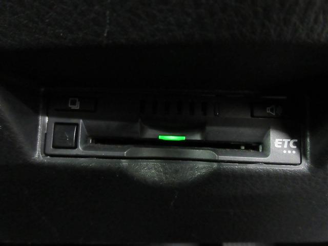 ���������X���[�Y�ɒʉ߂ł���d�s�b�������Ă��܂��B�[�Ԏ��Z�b�g�A�b�v�o�^���K�v�ł��B�i�L���j