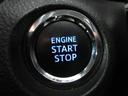 エンジンスタートはブレーキを踏んでスタートボタンを押すだけ。