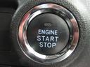 エンジンスタートはブレーキを踏んでスタートボタンを押すだけ。