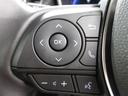ステアリングから手を放さずに操作できるので、運転に集中できます。