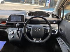 運転席はその車の重要ポイント。ぜひ実際にご乗車ください。お待ちしてます。 5