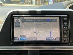 ナビ付で慣れない道も旅先でも安心です。 7