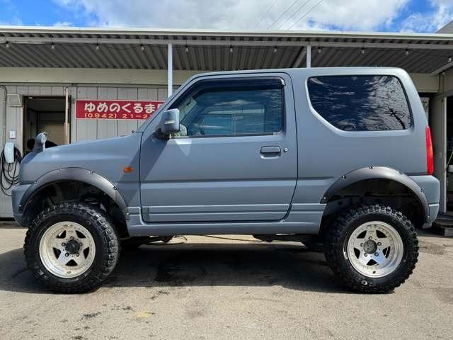 ジムニー ＦＩＳフリースタイルワールドカップリミテッド　４ＷＤ　足回り新品　３インチリフトアップ（4枚目）