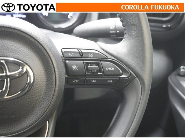 �������H�Ȃǂ����̑��x�ő��s�������ꍇ�ɁA�X�C�b�`�𑀍삷�邱�ƂŃA�N�Z���y�_���𓥂܂��ɒ葬���s�ł��܂��B