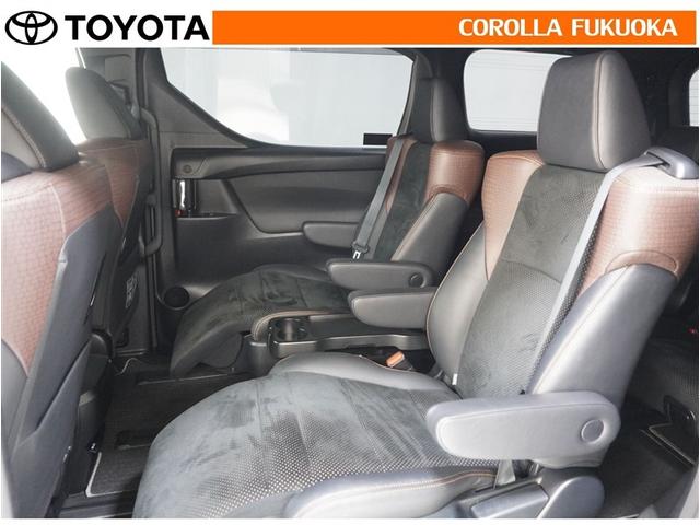 �Z�J���h�V�[�g�͍��E�Ɨ��̃V�[�g�`��B�D�݂̎p���ł������h���C�u�I