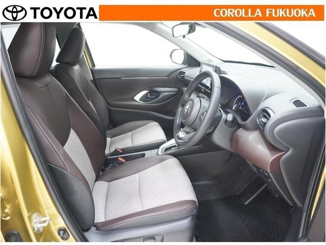 ヤリスクロス Ｚ　衝突被害軽減システム　メモリーナビ　ＥＴＣ　バックカメラ　ドラレコ　ＣＤ　ＤＶＤ再生　キーレス　スマートキー　盗難防止装置（11枚目）