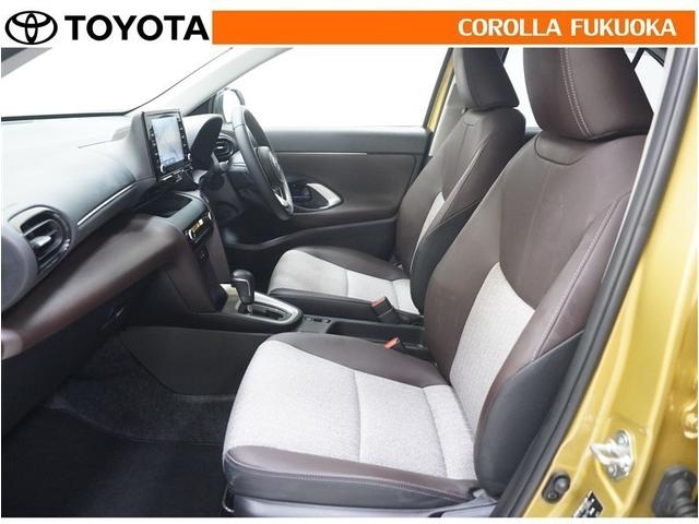 ヤリスクロス Ｚ　衝突被害軽減システム　メモリーナビ　ＥＴＣ　バックカメラ　ドラレコ　ＣＤ　ＤＶＤ再生　キーレス　スマートキー　盗難防止装置（12枚目）