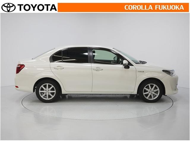 カローラアクシオ ハイブリッドＧ　衝突被害軽減システム　メモリーナビ　フルセグ　ＥＴＣ　バックカメラ　ドラレコ　ＣＤ　ＤＶＤ再生　キーレス　スマートキー　盗難防止装置（8枚目）