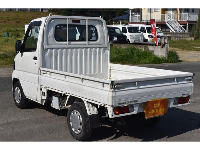 クリッパートラック ＳＤ　車検令和８年１月　タイミングベルト交換済み　エアコン　マニュアル　パワステ　エアバック　ラジオ　レベライザー（15枚目）