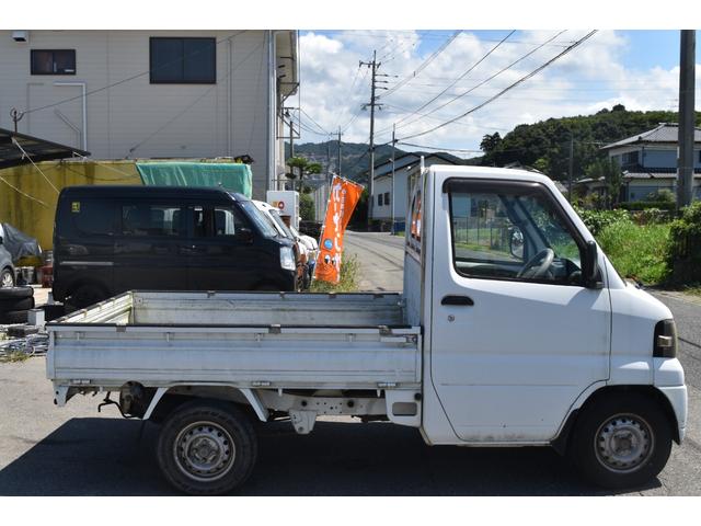 クリッパートラック ＤＸ　４ＷＤ　パワステ　エアバック　エアコン　５速マニュアル　ラジオ（17枚目）
