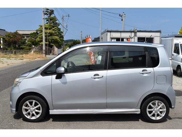 ムーヴ カスタム　Ｇ　車検令和８年６月　ナビ　ＴＶ　アイドリングストップ　オートエアコン　ＣＶＴ　プッシュスタート　タイミングチェーン　エアバック　ＡＢＳ　　純正アルミホイール　パワステ　パワーウィンドウ（12枚目）