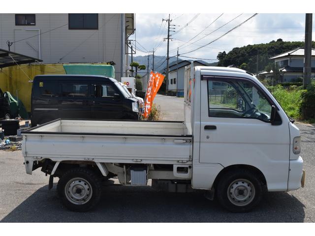 ハイゼットトラック ＳＤＸ　４ＷＤ　エアコン　５速マニュアル　パワステ　ラジオ（11枚目）