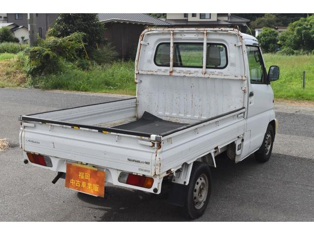 ミニキャブトラック Ｖタイプ　車検令和９年２月２２日　４ＷＤ　エアコン　５速マニュアル　タイミングベルト交換済み　パワステ　ラジオ（16枚目）
