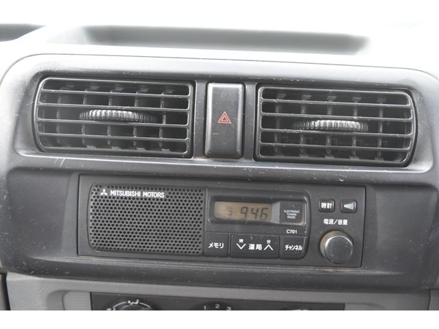 ミニキャブトラック Ｖタイプ　車検令和９年２月２２日　４ＷＤ　エアコン　５速マニュアル　タイミングベルト交換済み　パワステ　ラジオ（17枚目）