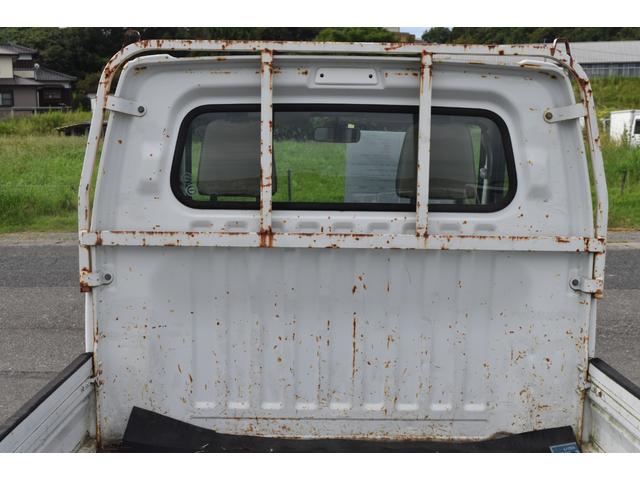 ミニキャブトラック Ｖタイプ　車検令和９年２月２２日　４ＷＤ　エアコン　５速マニュアル　タイミングベルト交換済み　パワステ　ラジオ（24枚目）