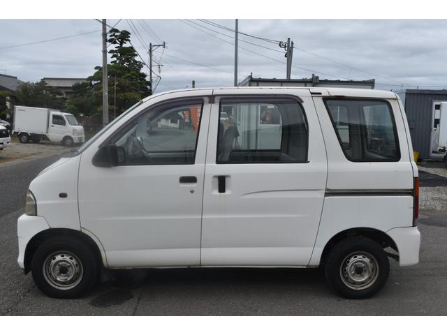 ハイゼットカーゴ スペシャル　車検令和９年５月１７日　タイミングベルト交換済み　オートマ　エアコン　パワステ　エアバック　ラジオ　キャンプ　アマゾン（12枚目）