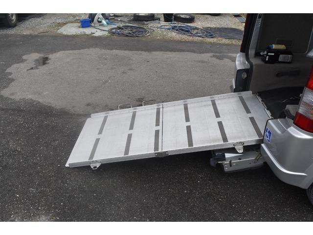 エブリイワゴン JP 車椅子 福祉車両 オートマ エアコン パワステ パワーウィンドウ エアバック ABS(30枚目)