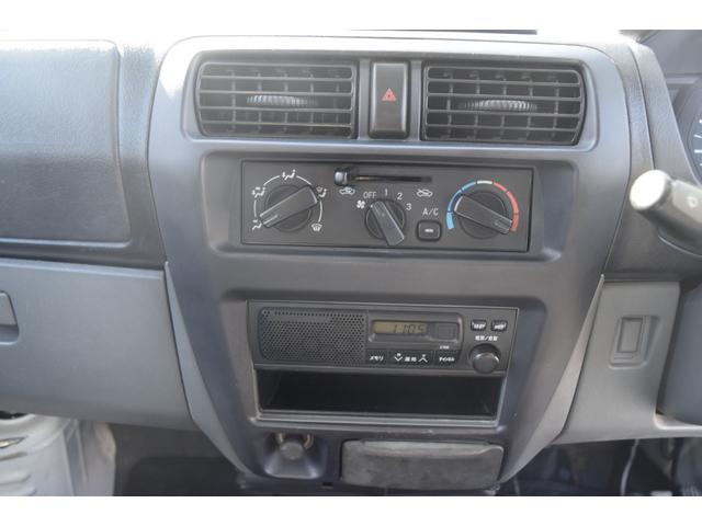 クリッパーバン ＳＤ　車検令和９年２月２５日　タイミングベルト交換済み　５速マニュアル　エアコン　エアバック　ラジオ　アマゾン　サーフィン　キャンプ　釣り　車中泊（20枚目）