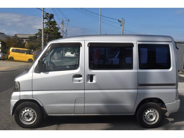 クリッパーバン ＤＸ　４ＷＤ　タイミングベルト交換済み　ハイルーフ　エアコン　エアバック　パワステ　５速マニュアル　アマゾン　サーフィン　キャンプ　釣り　車中泊（13枚目）