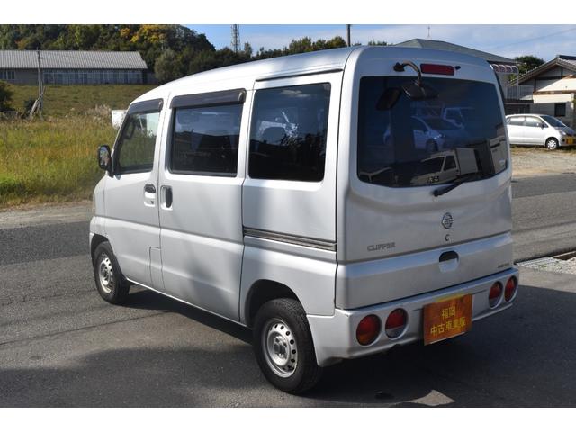 クリッパーバン ＤＸ　４ＷＤ　タイミングベルト交換済み　ハイルーフ　エアコン　エアバック　パワステ　５速マニュアル　アマゾン　サーフィン　キャンプ　釣り　車中泊（14枚目）