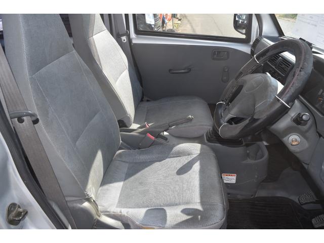 クリッパーバン ＤＸ　４ＷＤ　タイミングベルト交換済み　ハイルーフ　エアコン　エアバック　パワステ　５速マニュアル　アマゾン　サーフィン　キャンプ　釣り　車中泊（23枚目）