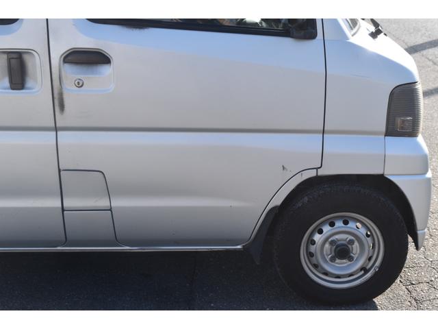 クリッパーバン ＤＸ　４ＷＤ　タイミングベルト交換済み　ハイルーフ　エアコン　エアバック　パワステ　５速マニュアル　アマゾン　サーフィン　キャンプ　釣り　車中泊（31枚目）