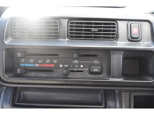 ハイゼットトラック SDX 車検令和9年11月 4WD エアコン 5速マニュアル タイミングベルト交換済み パワステ ラジオ(17枚目)