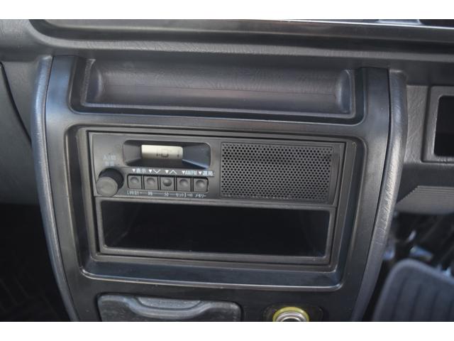 ハイゼットトラック SDX 車検令和9年11月 4WD エアコン 5速マニュアル タイミングベルト交換済み パワステ ラジオ(18枚目)
