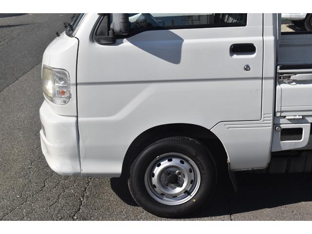 ハイゼットトラック SDX 車検令和9年11月 4WD エアコン 5速マニュアル タイミングベルト交換済み パワステ ラジオ(28枚目)