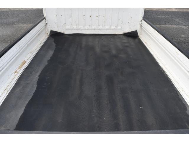 MITSUBISHI MINICAB TRUCK V TYPE