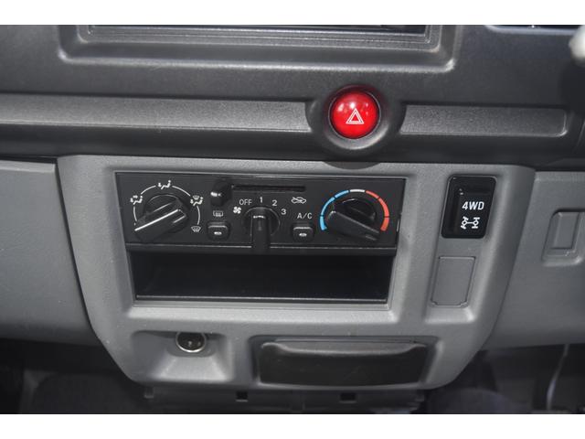 クリッパーバン ＤＸブラックＬＴＤ　車検令和８年３月　４ＷＤ　エアコン　ＥＴＣ　オートマ　ハイルーフ　パワステ　エアバック　社外アルミホイール　レベライザー（19枚目）