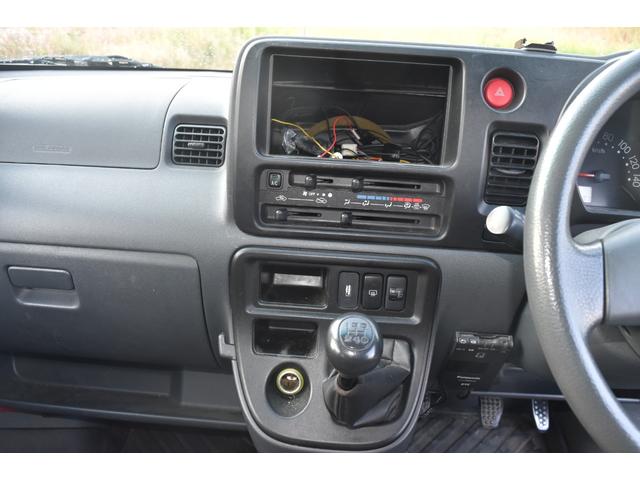 ハイゼットカーゴ クルーズ 車検令和8年8月28日 4WD 社外アルミホイール エアコン エアバック パワステ パワーウィンドウ ハイルーフ 5速マニュアル(19枚目)