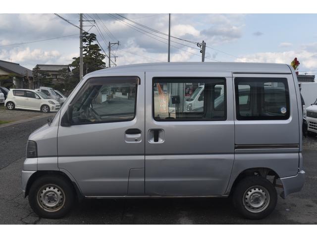 ミニキャブバン ＣＤ　オートマ　エアコン　エアバック　パワステ　ＥＴＣ　タイミングベルト交換済み　ラジオ　ハイルーフ（13枚目）