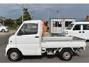Ｖタイプ　車検令和９年２月２２日　４ＷＤ　エアコン　５速マニュアル　タイミングベルト交換済み　パワステ　ラジオ（12枚目）