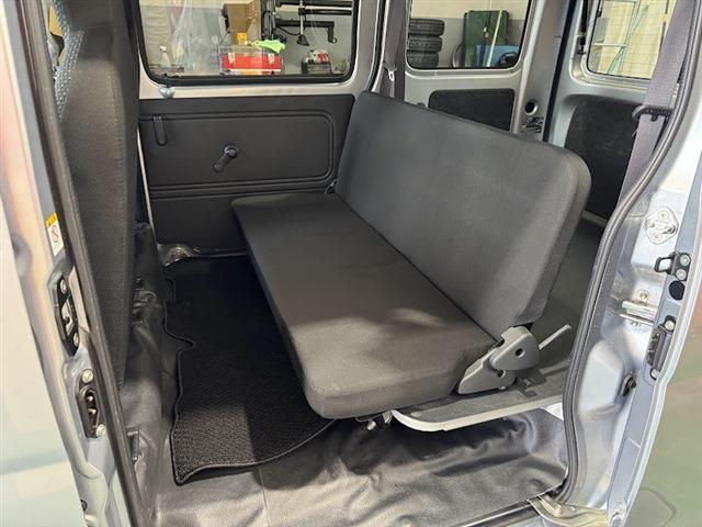 ハイゼットカーゴ ＤＸ　ＳＡＩＩＩ　キーレス　ＥＴＣ車載器　フロントシェルフ　オートライト　ＬＥＤヘッドライト　アイドリングストップ（12枚目）