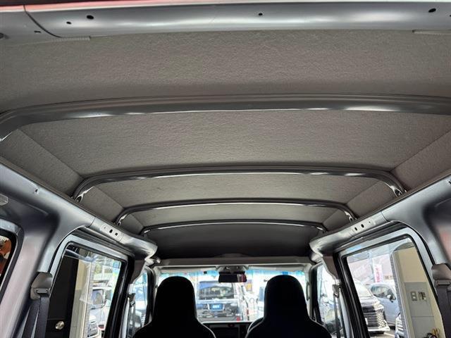 ハイゼットカーゴ ＤＸ　ＳＡＩＩＩ　キーレス　ＥＴＣ車載器　フロントシェルフ　オートライト　ＬＥＤヘッドライト　アイドリングストップ（14枚目）
