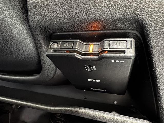 ハイゼットカーゴ ＤＸ　ＳＡＩＩＩ　キーレス　ＥＴＣ車載器　フロントシェルフ　オートライト　ＬＥＤヘッドライト　アイドリングストップ（17枚目）