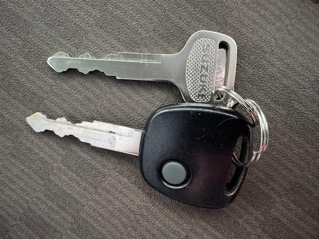 エブリイ ＰＡリミテッド　スズキセーフティサポート　キーレス　ＥＴＣ車載器　オートライト　社外バックモニター　純正ラジオ（17枚目）