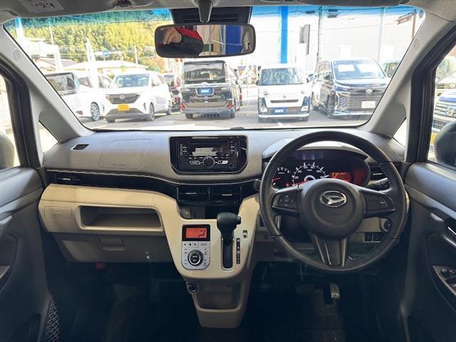 ムーヴ ＸリミテッドＩＩ　ＳＡＩＩＩ　キーレス　プッシュスタート　純正オーディオ　ステアリングスイッチ　純正アルミ　ＬＥＤヘッドライト（9枚目）