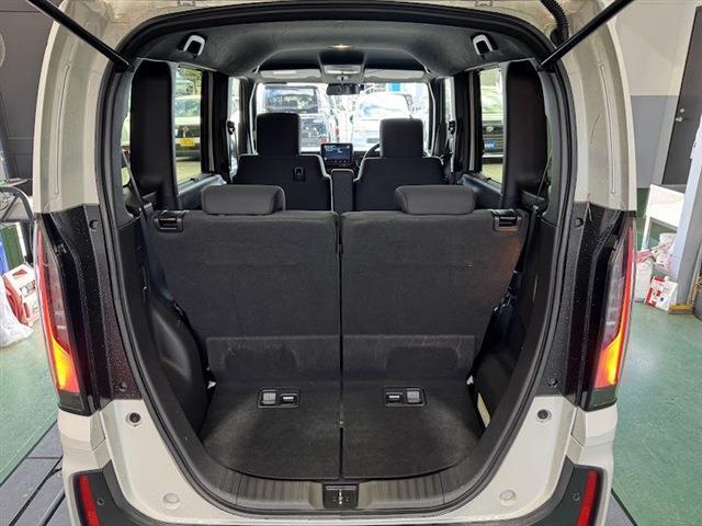 Ｎ－ＢＯＸカスタム ベースグレード　ホンダセンシング　左側パワースライドドア　純正ナビ　フルセグＴＶ　Ｂｌｕｅｔｏｏｔｈ　バックモニター　アダプティブクルーズコントロール　ＬＥＤヘッドライト・シーケンシャルウィンカー（14枚目）