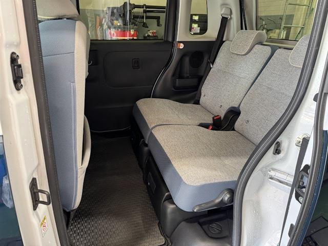 ムーヴキャンバス ストライプスＧ　両側パワースライドドア　プッシュスタート　ＥＴＣ車載器　純正ナビ　フルセグＴＶ　パノラマビューモニター　シートヒーター　ホッとカップホルダー　前後ドライブレコーダー　ＬＥＤヘッドライト・フォグランプ（13枚目）