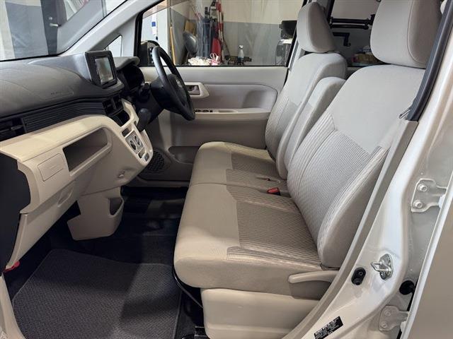 ムーヴ Ｌ　ＳＡＩＩＩ　社外ディスプレイオーディオ　Ｂｌｕｅｔｏｏｔｈ　バックモニター　ＥＴＣ車載器　キーレス・スペアキー　オートマチックハイビーム（11枚目）