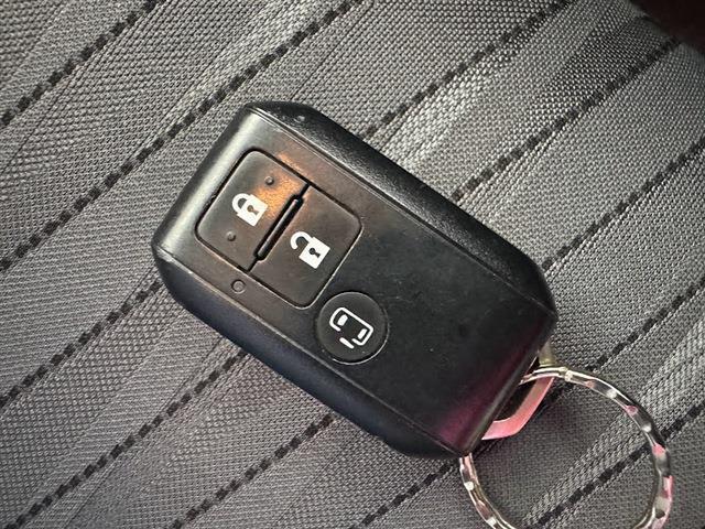 ソリオ Ｇ　スズキセーフティサポート　左側パワースライドドア　社外ナビ　Ｂｌｕｅｔｏｏｔｈ　バックモニター　ＥＴＣ車載器　オートライト（20枚目）